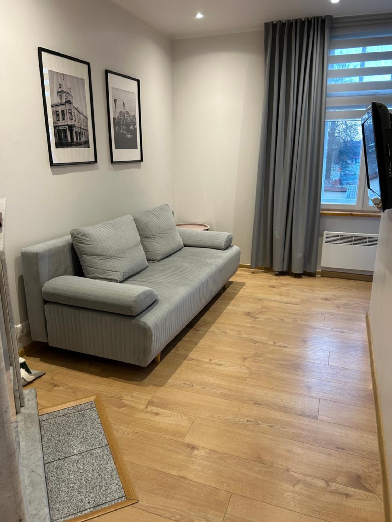 Jon'S 2 Apartments Pärnu Esterno foto